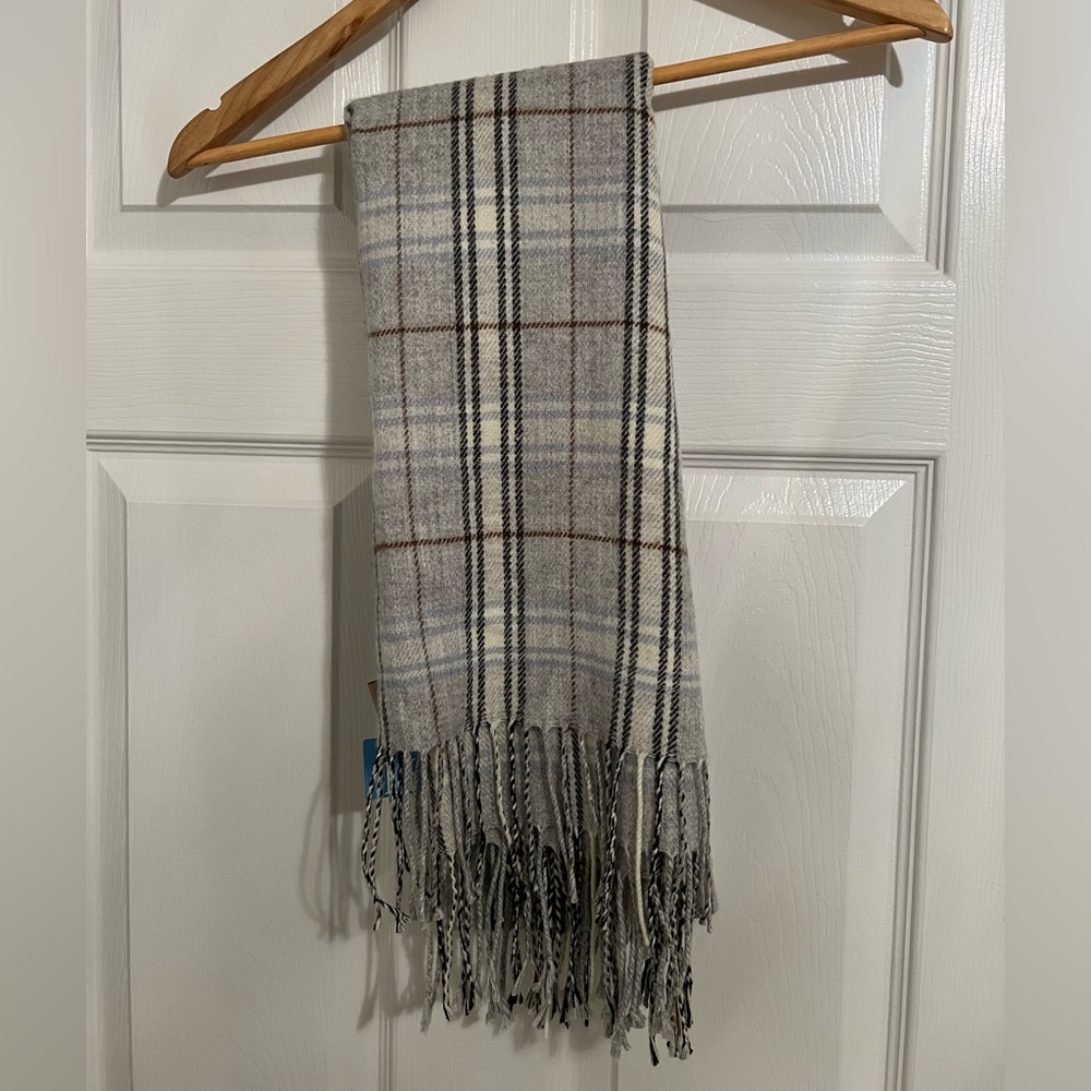 Look by M Plaid Print Tassel Scarf